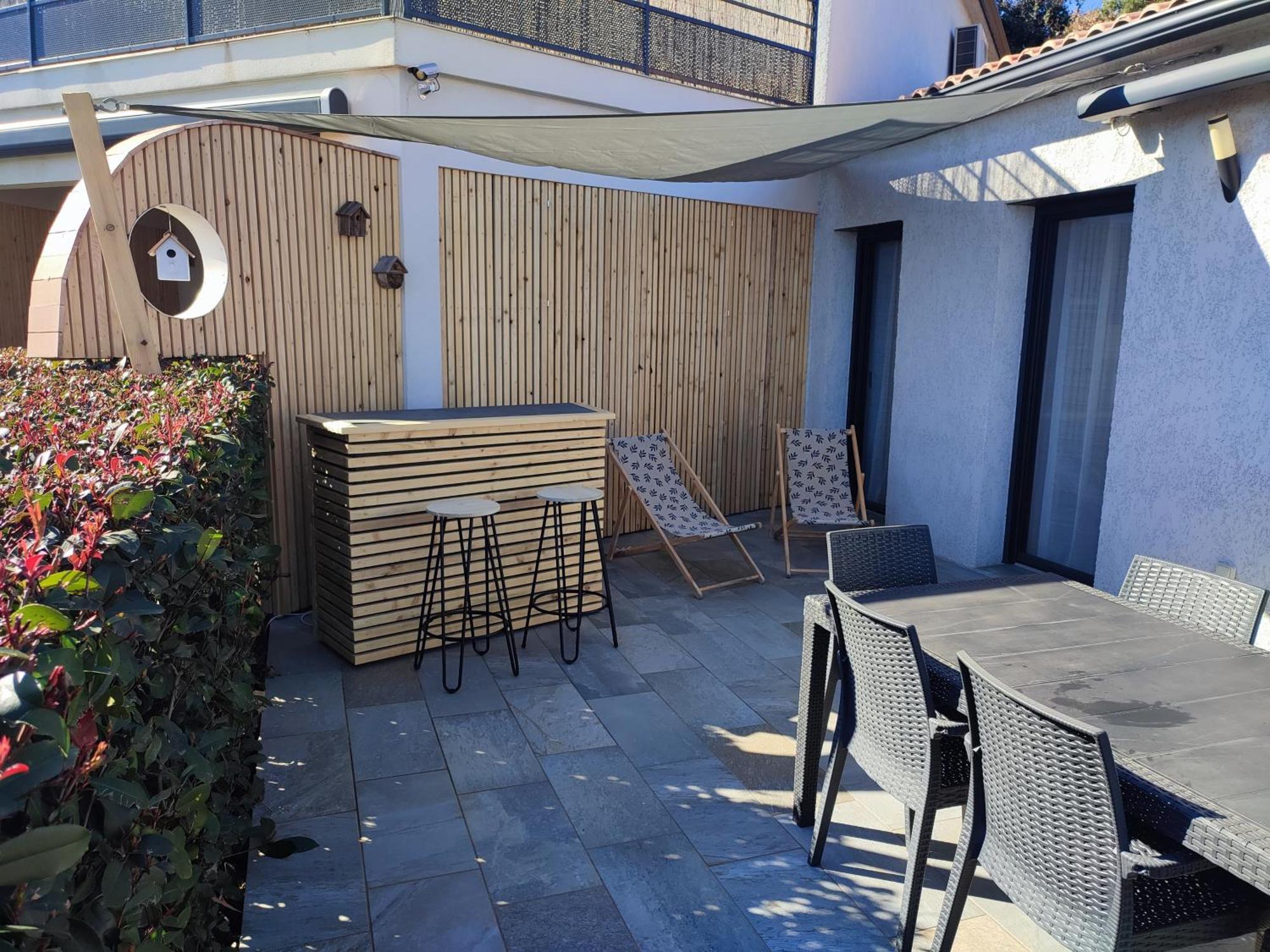 Cote Et Mer - Appartement Haut Standing Dans Villa Avec Piscine Et Vue Mer Taglio-Isolaccio Exterior foto